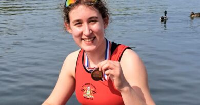 Anja Knight wins consecutive National medals